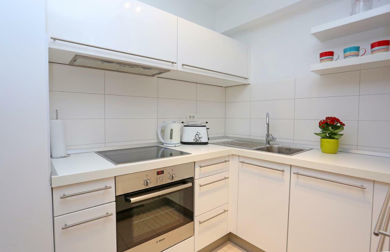 Luxury Apts Leone Split Centre Eksteriør billede