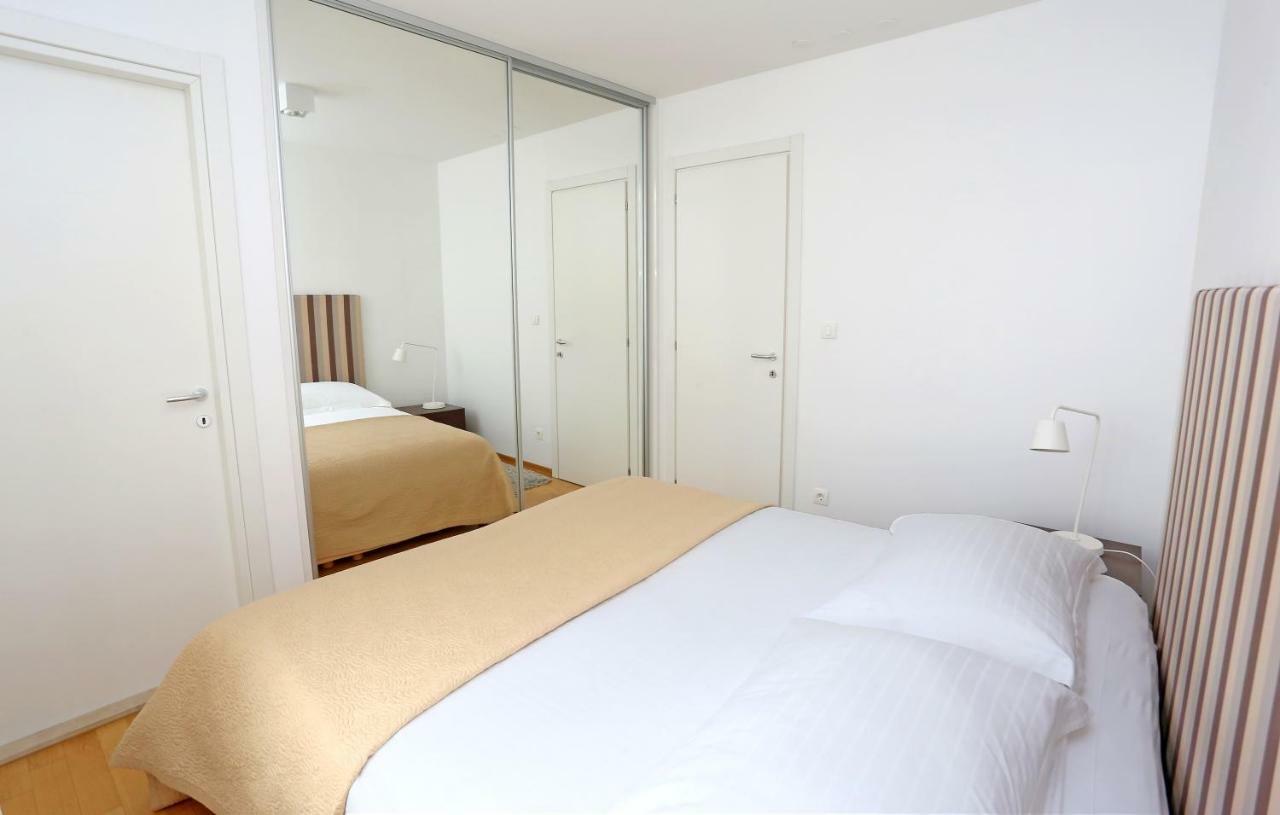 Luxury Apts Leone Split Centre Eksteriør billede