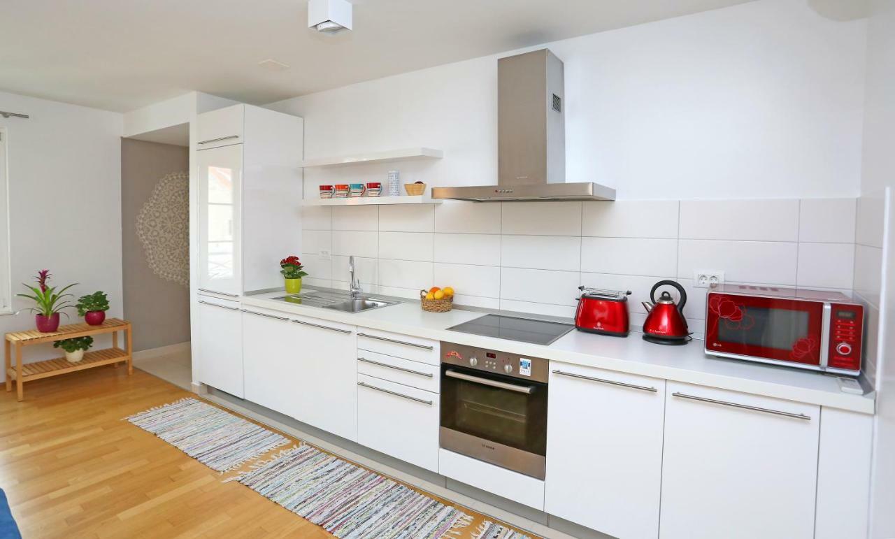 Luxury Apts Leone Split Centre Eksteriør billede