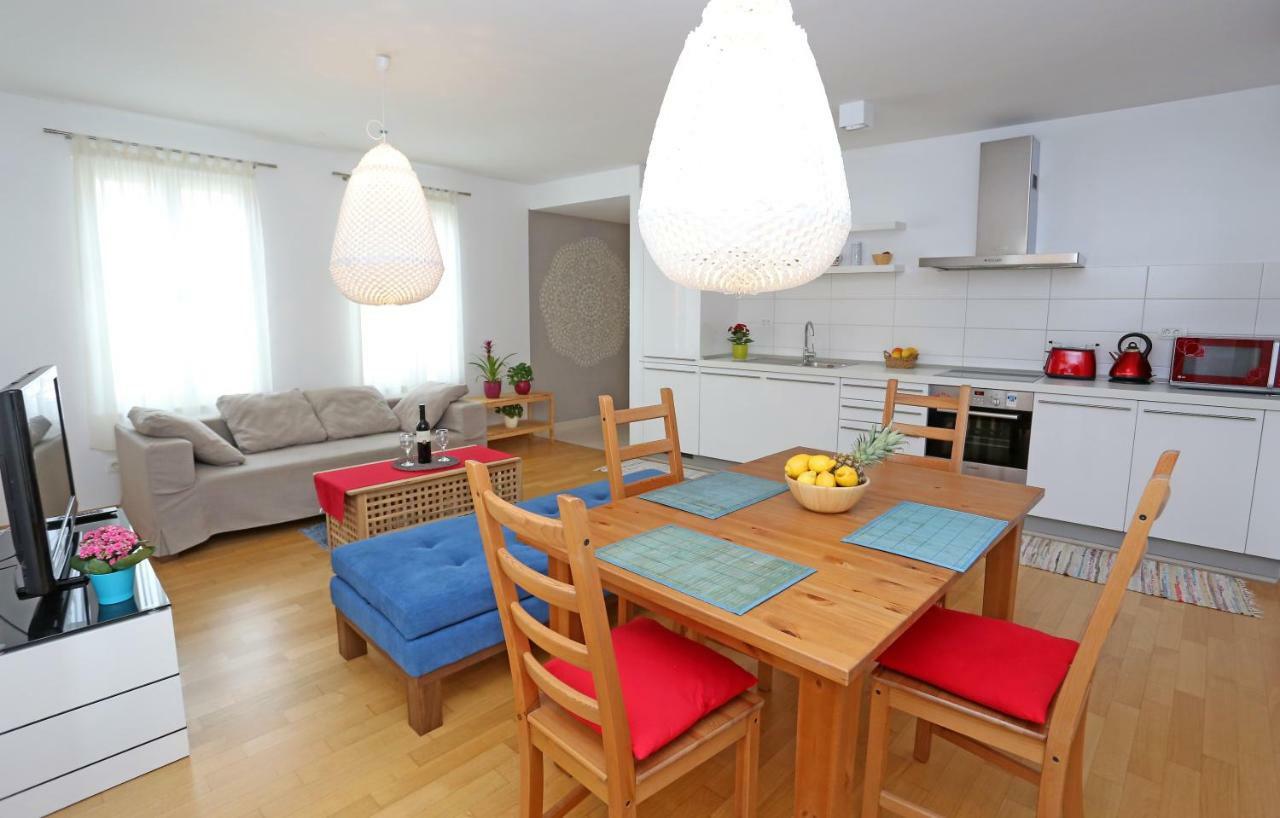 Luxury Apts Leone Split Centre Eksteriør billede