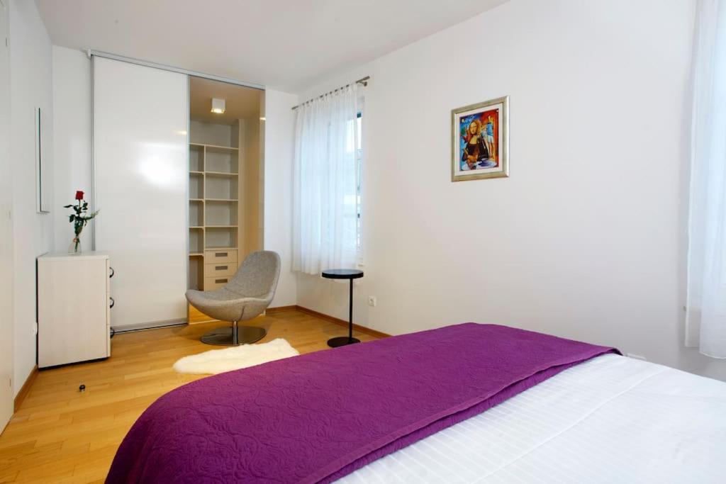 Luxury Apts Leone Split Centre Eksteriør billede