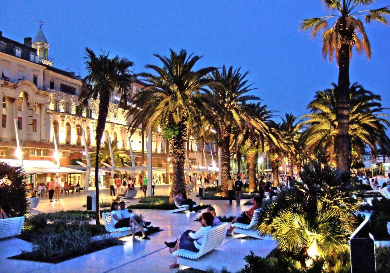 Luxury Apts Leone Split Centre Eksteriør billede